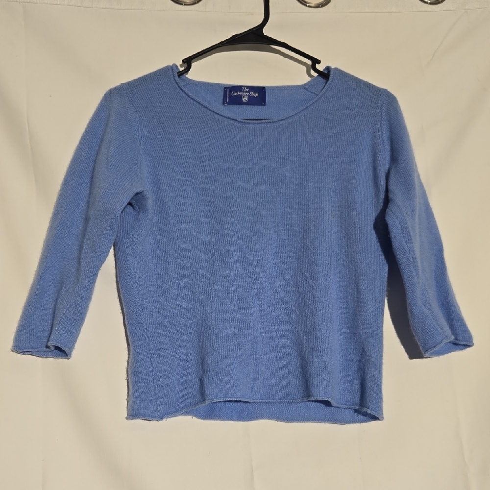 The Cashmere Shop 100% Cashmere. Size Small Made Is Scotland.